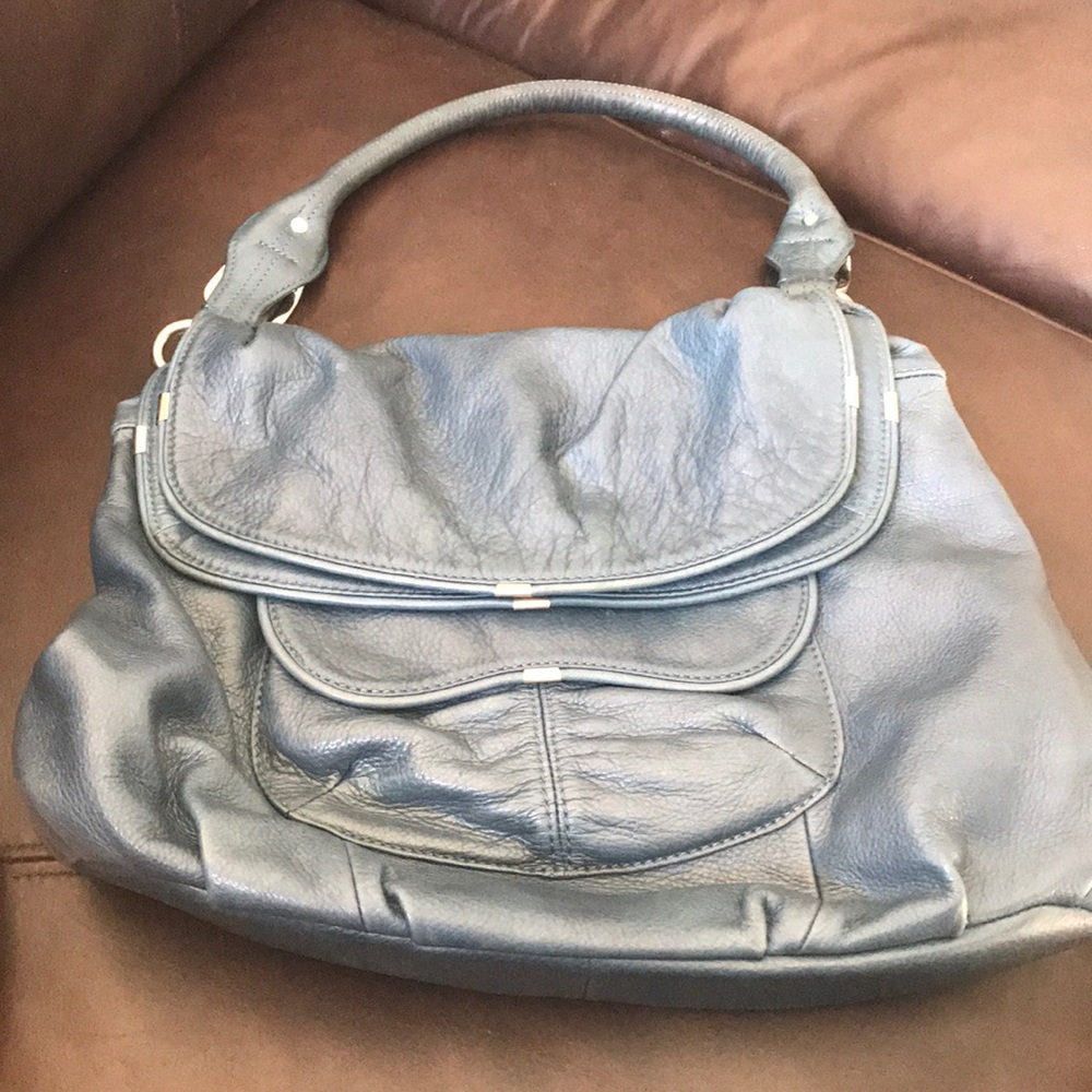 B. Makowsky blue handbag